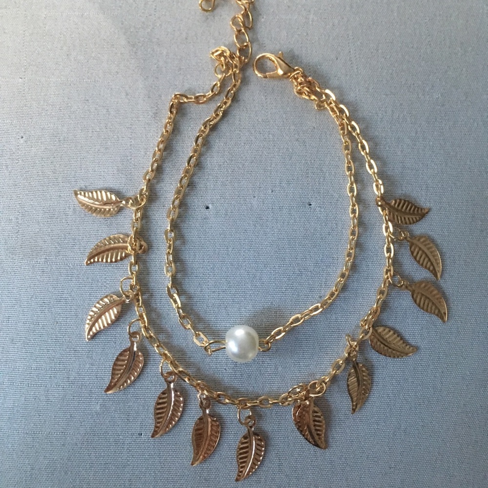 🌻4/$25🌻Layer Leaf Anklet - Picture 4 of 5